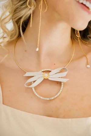 HORSESHOE BOW NECKLACE