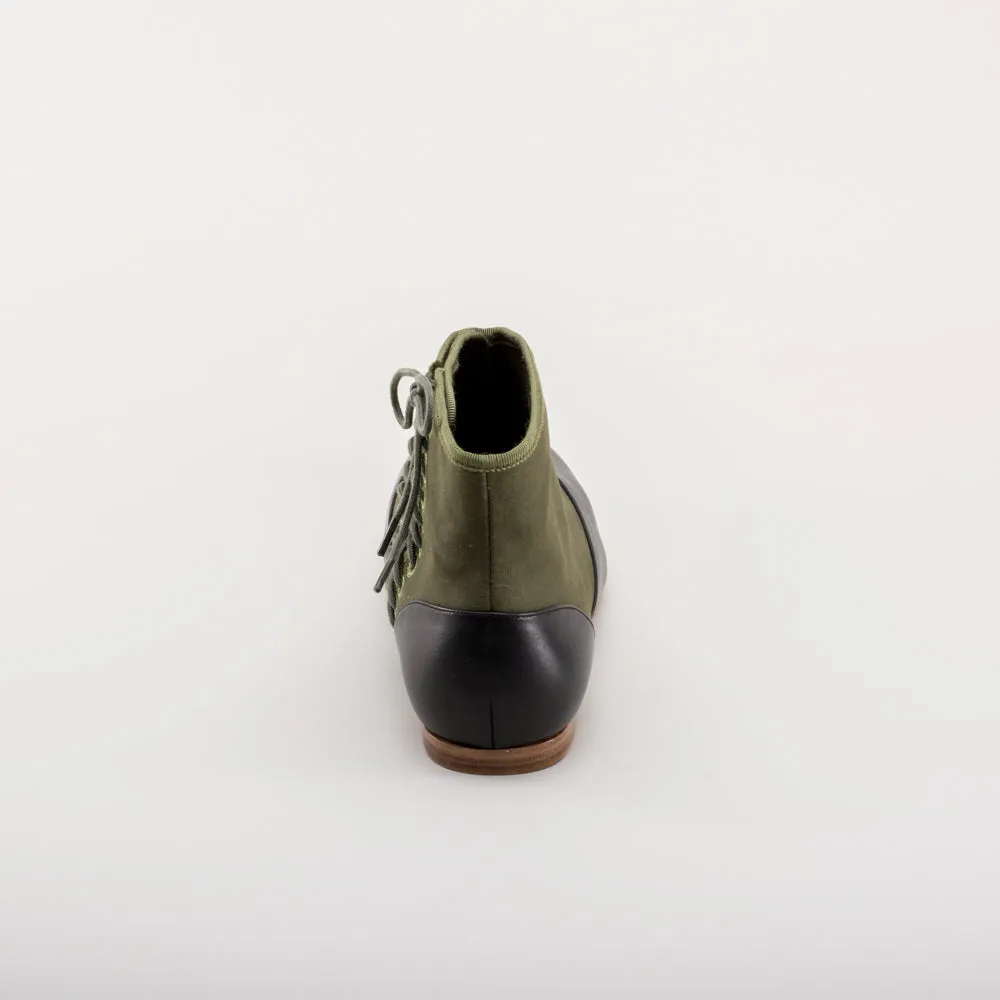 Keckley Women's Victorian Side-Lace Boots (Green/Black)