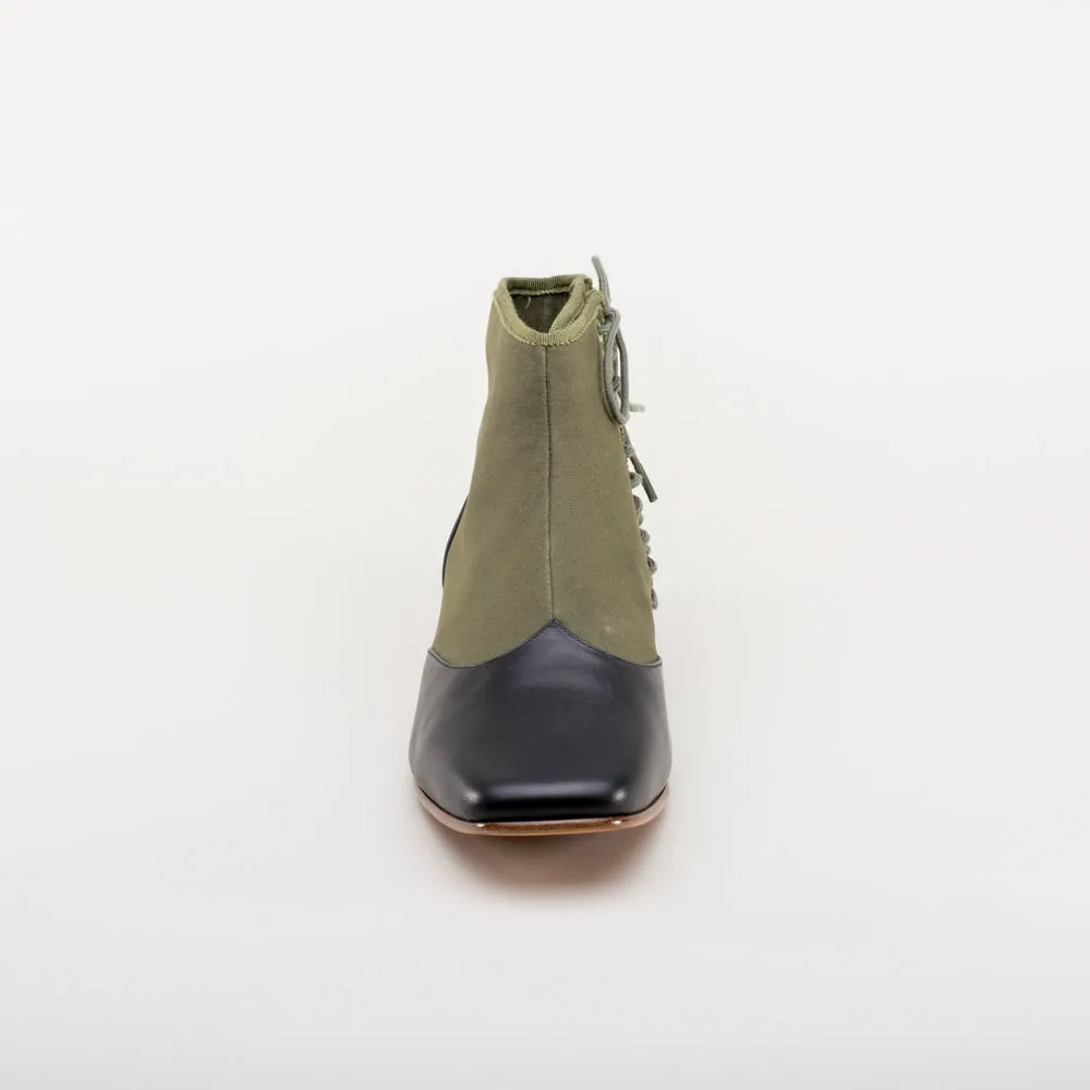Keckley Women's Victorian Side-Lace Boots (Green/Black)