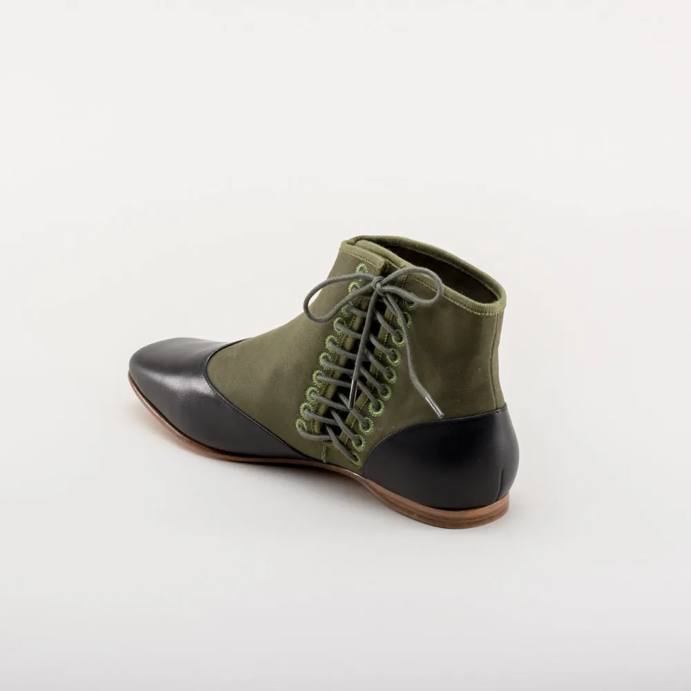 Keckley Women's Victorian Side-Lace Boots (Green/Black)