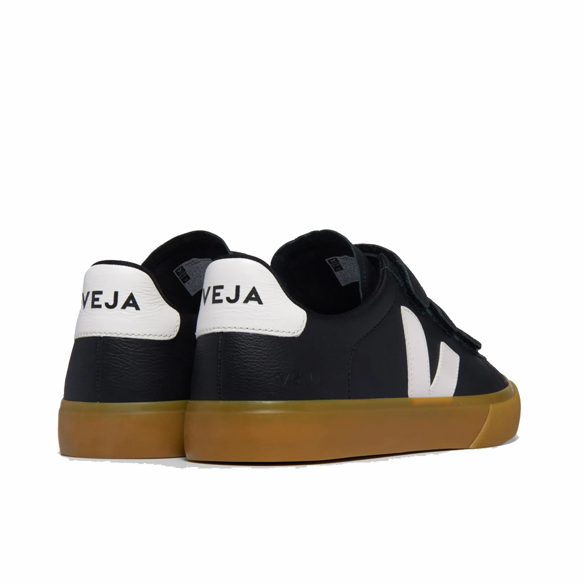 Veja Women's Recife Logo Chromefree Leather (Black/White)