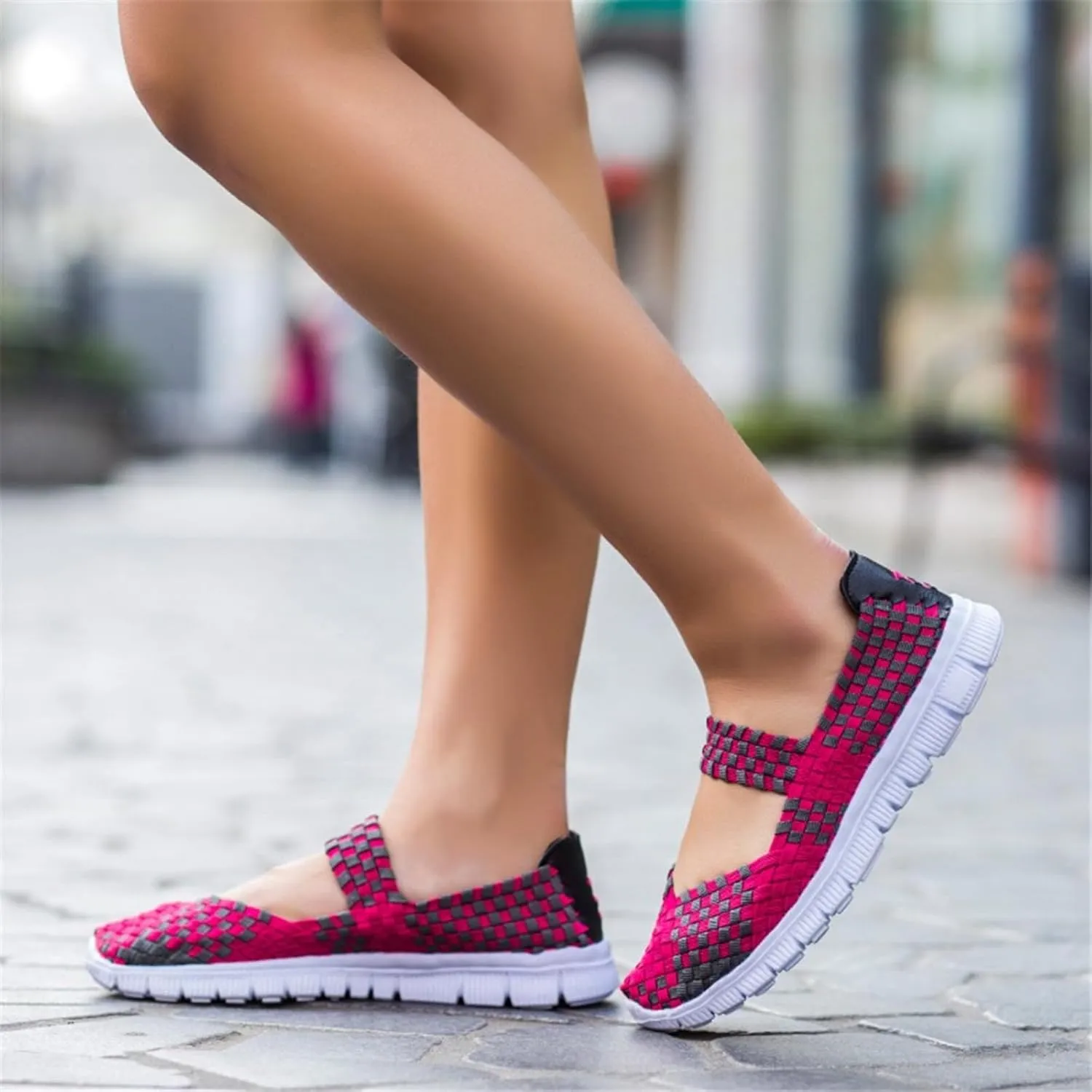 Water Shoes for Women Wide Width Barefoot Athletic Workout Gym Footwear Beach Swim Sneakers Beach Walking Shoes Quick-Dry Aqua Pool Socks Swimming Yoga Surfing Exercise 2025